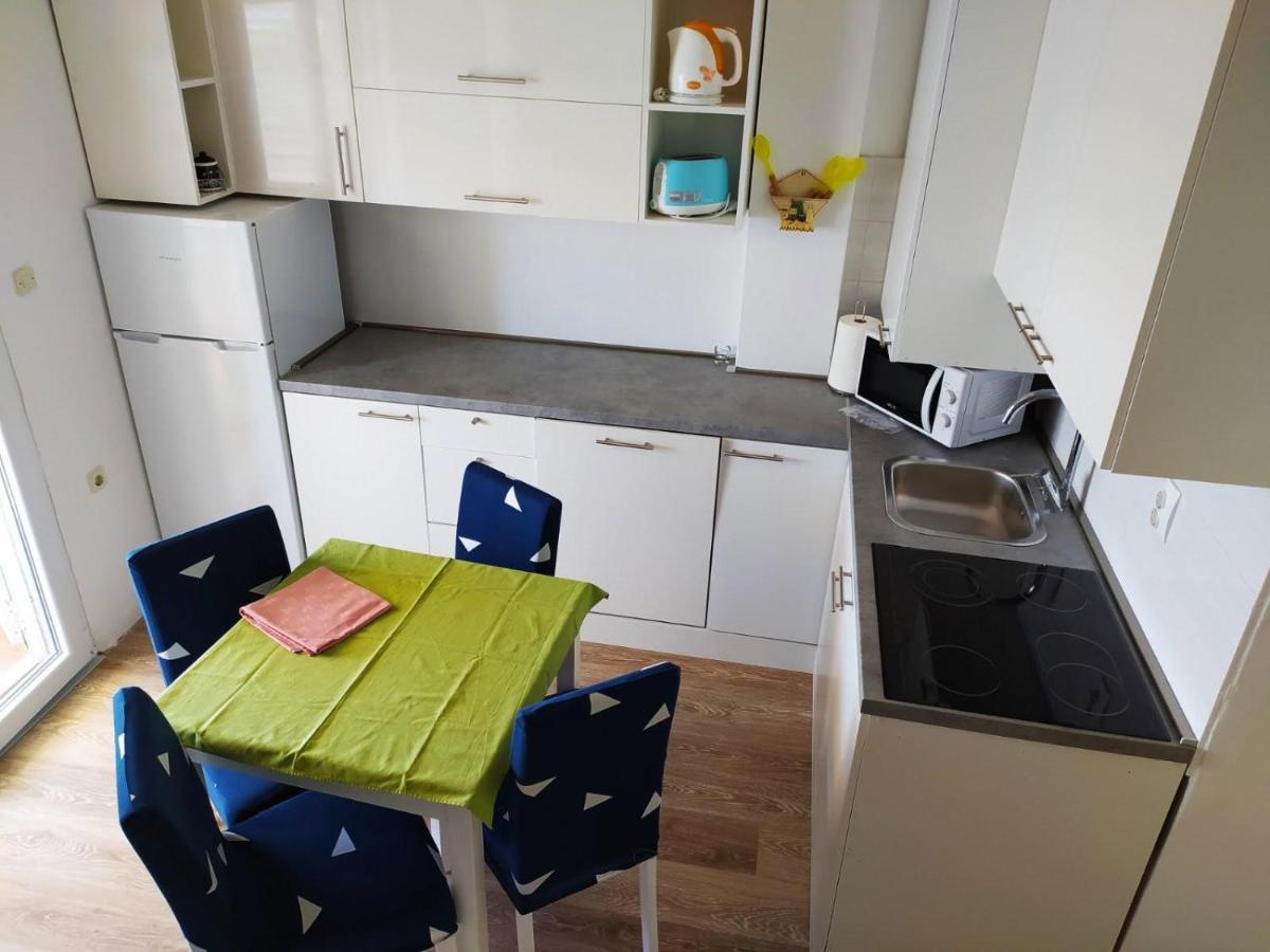 Apartments Ljerka Стара-Новаля Экстерьер фото