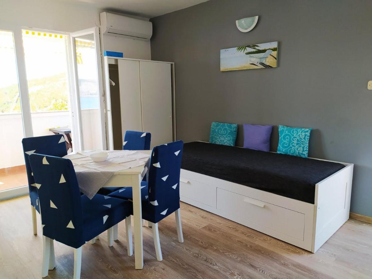 Apartments Ljerka Стара-Новаля Экстерьер фото