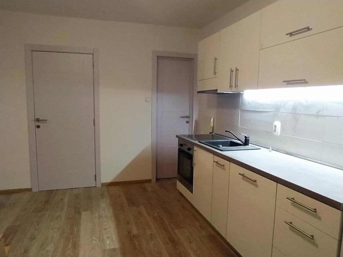 Apartments Ljerka Стара-Новаля Экстерьер фото